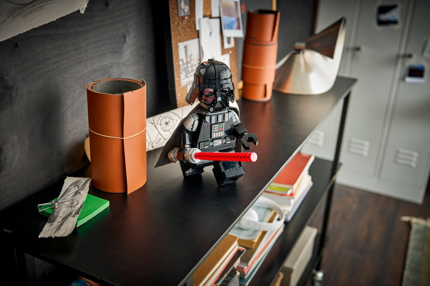 Lego Up-Scaled Darth Vader™ Minifigure (75461)