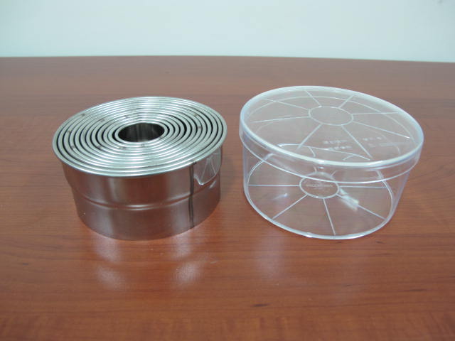 Stainless Steel Plain Round Dough Cutter