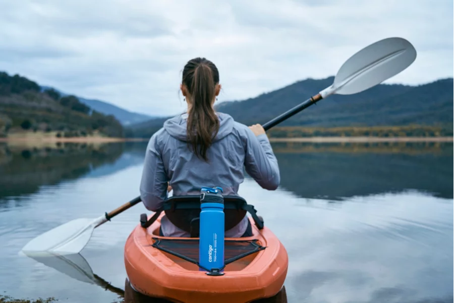 Contigo Free Flow AUTOSEAL™ Vacuum-Insulated Water Bottle, 700 ml (Blue Corn)