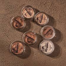 Essence Mattifying Compact Powder -04 Perfect Beige