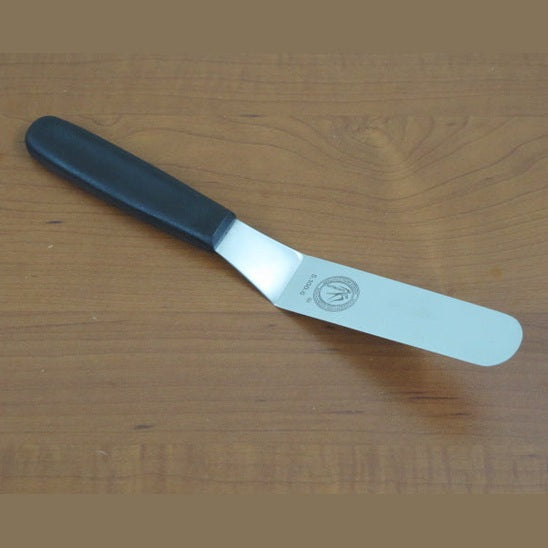 Angled Cake Spatula 15.2cm