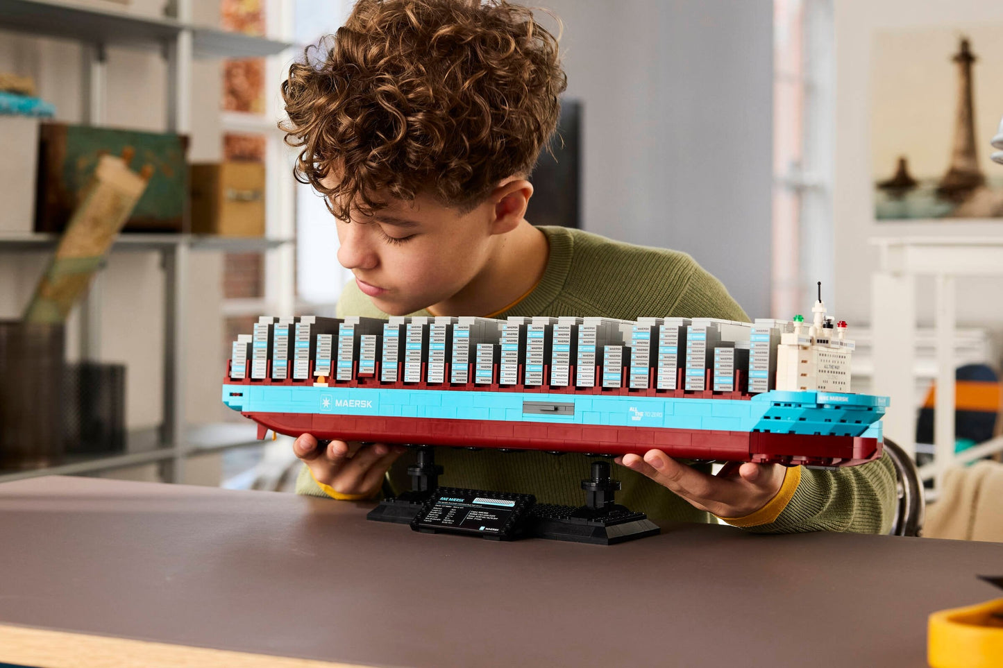 Lego Maersk Dual-Fuel Container Vessel (40955)