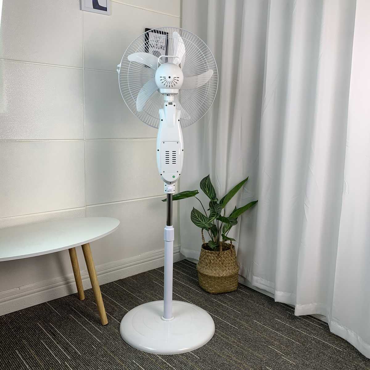 NationalLine 18” Rechargeable Stand Fan