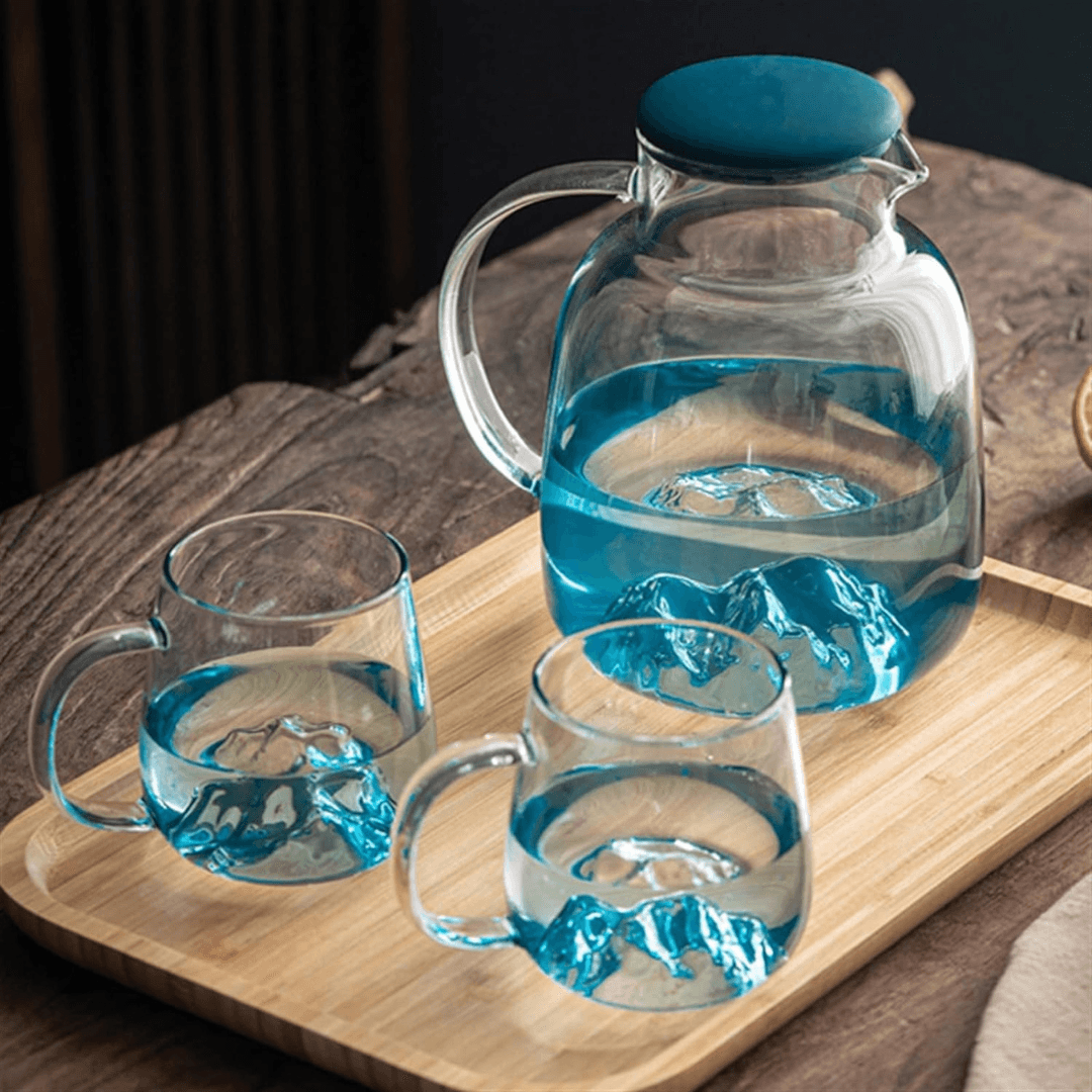 Ice Mountain Premium Quality 1800ml Glass Jug with 2x 300ml Cups for Hot/Cold Drinks