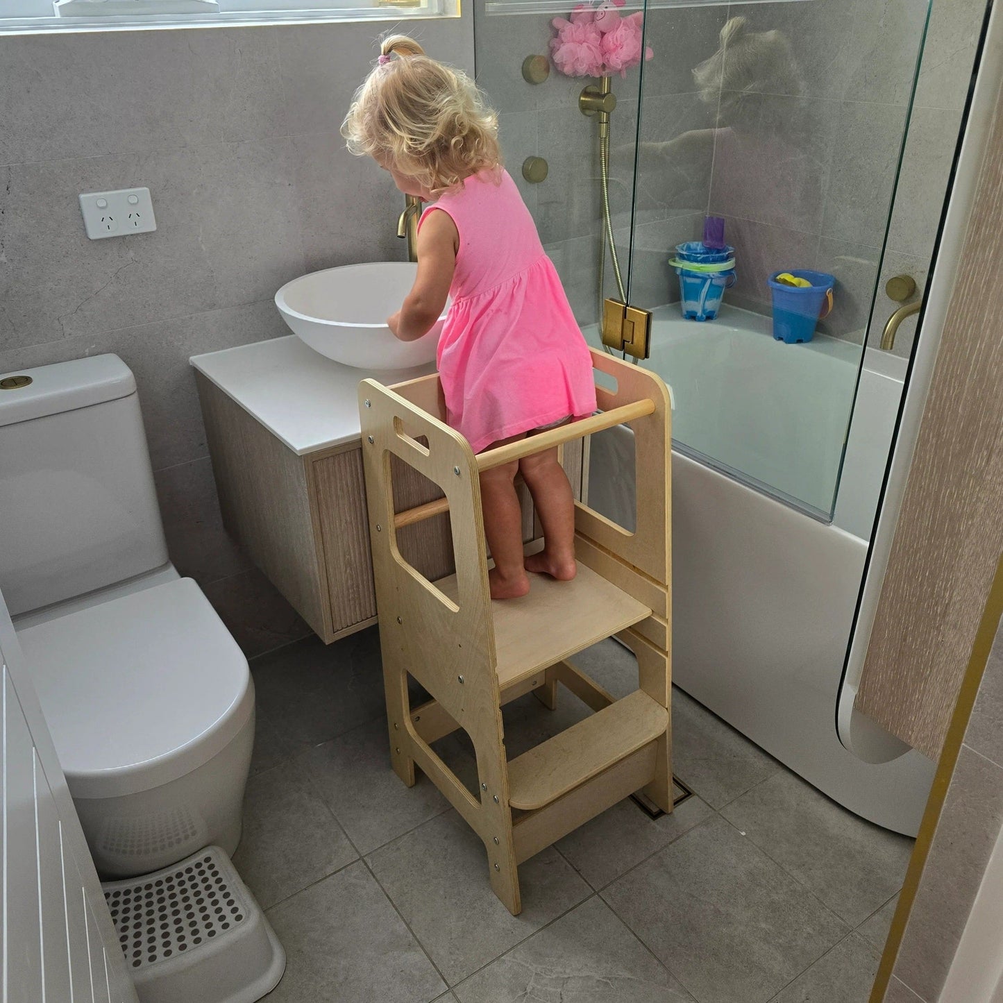 Montessori Adjustable Learning Tower