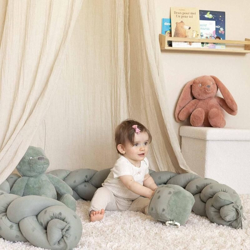 Trois Kilos Sept Honey Bear Plush – Argile (45 cm)