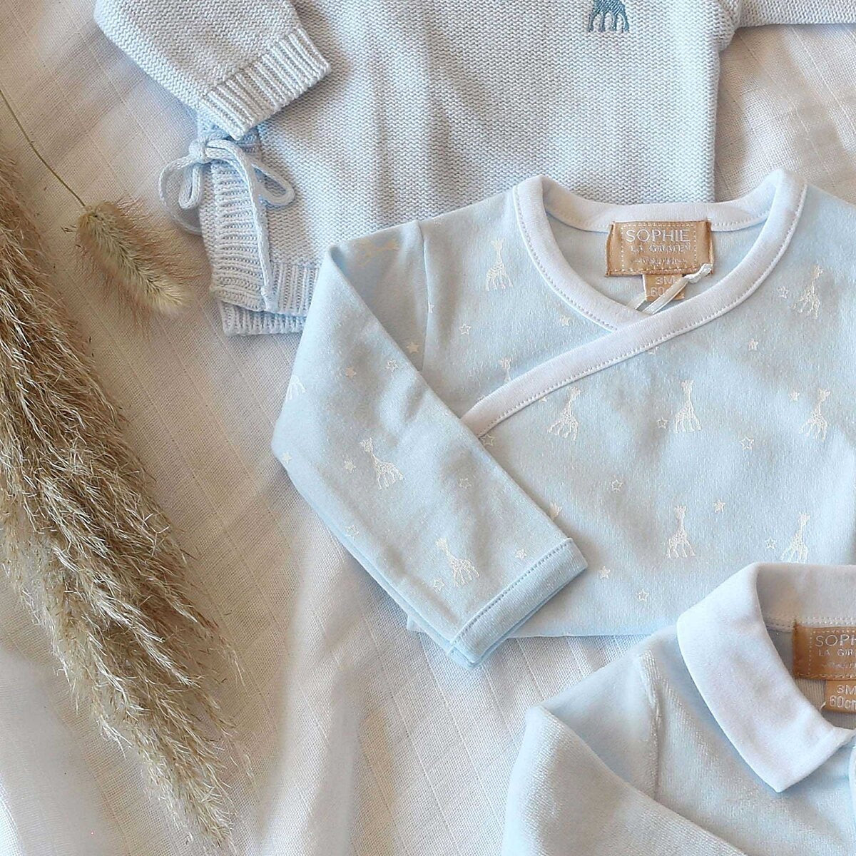Sophie la Girafe Long-Sleeve Bodysuit – Blue (1 Month)