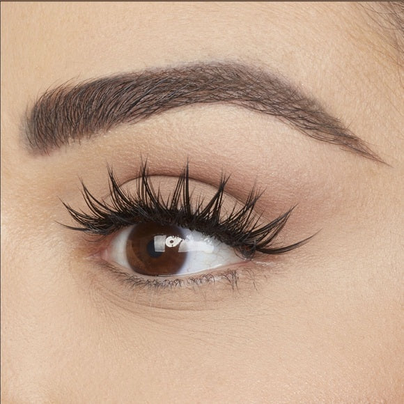 huda-beauty-classic-false-lash-sasha-11 - Medaid International