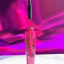 Yves Morel extra volume Mascara fuschia