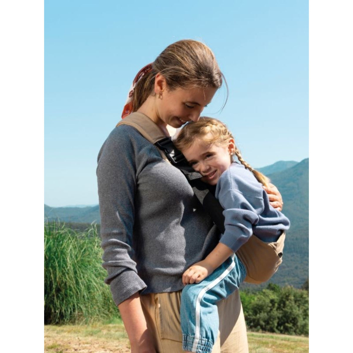 jane hip seat carrier catch