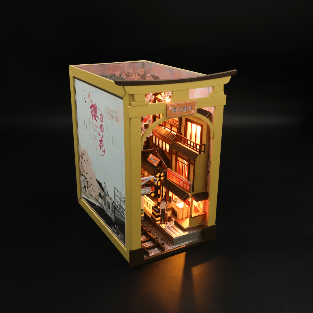 Sakura Holiday Japanese Style DIY Book Nook Miniature Kit