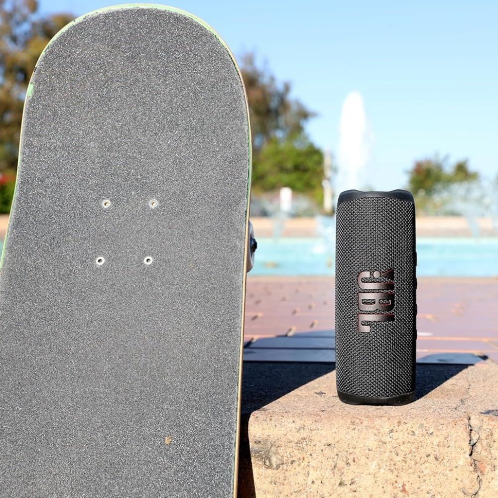 JBL Flip 6 Portable Bluetooth Speaker
