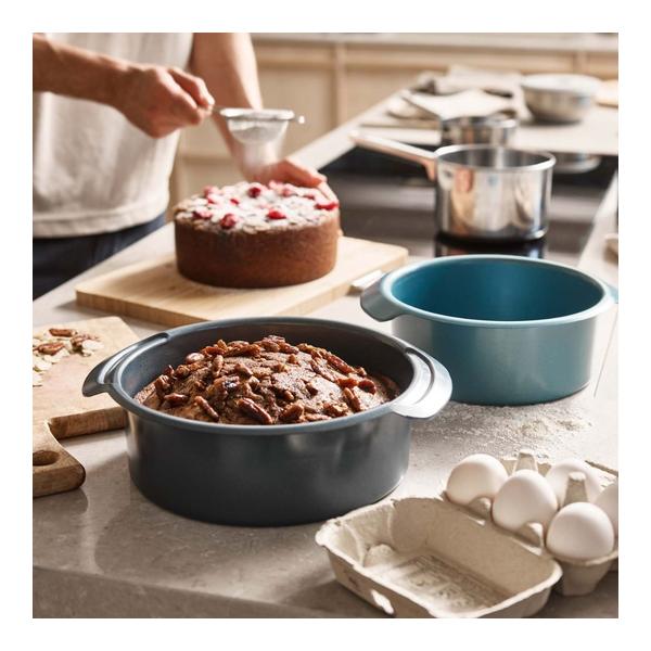 Joseph Joseph, Nest™ Bake Non-Stick 2-piece Blue Round Cake Tin Set, 45068