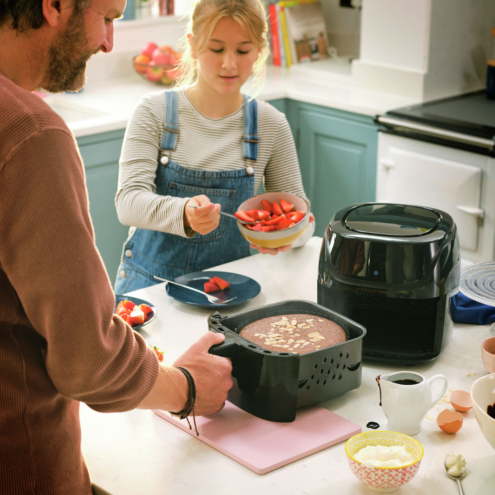 Russell Hobbs Satisfry Air Fryer - 4 Litre Medium - Medaid International