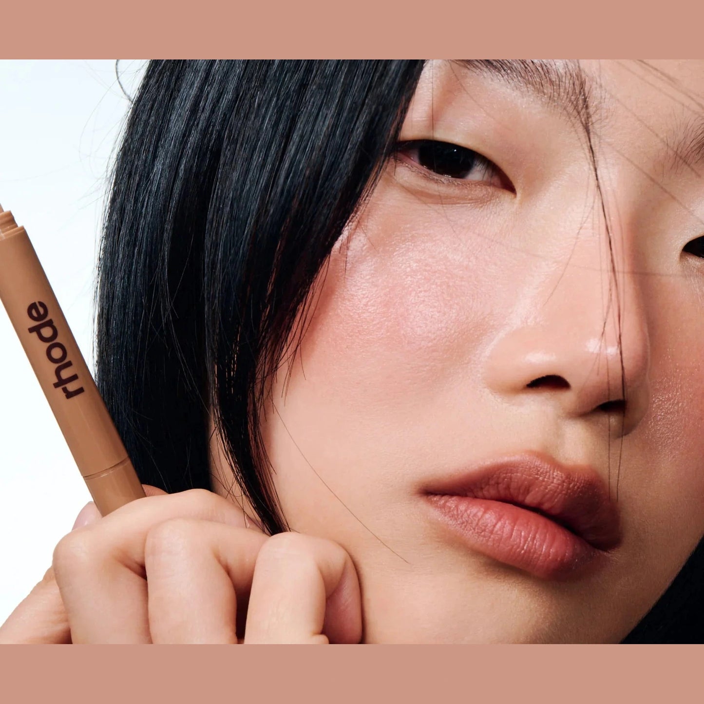 RHODE PEPTIDE LIP SHAPE -  LUNGE -