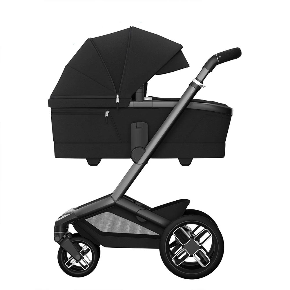 Maxi-Cosi - Fame (Twillic Black) - 4pcs Bundle Fame Stroller&Carrycot CabrioFix i-size Car Seat .FamilyFix 360 Pro i-size Base - Travel System