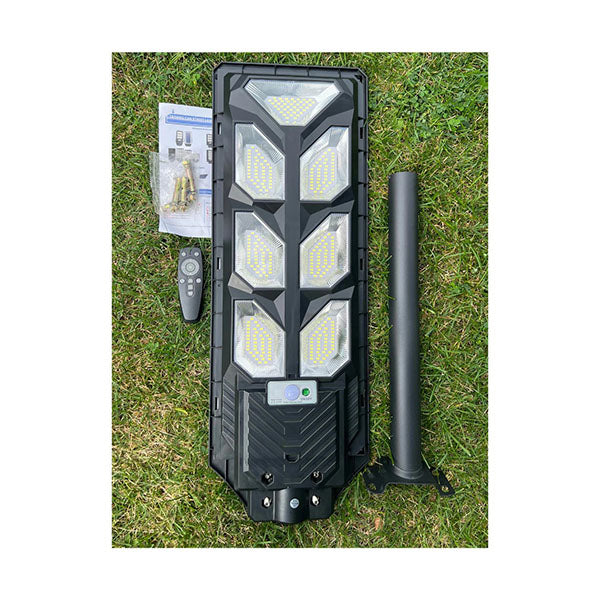 LED Solar Street Light for Outdoors, Farms 700W - P-Y700