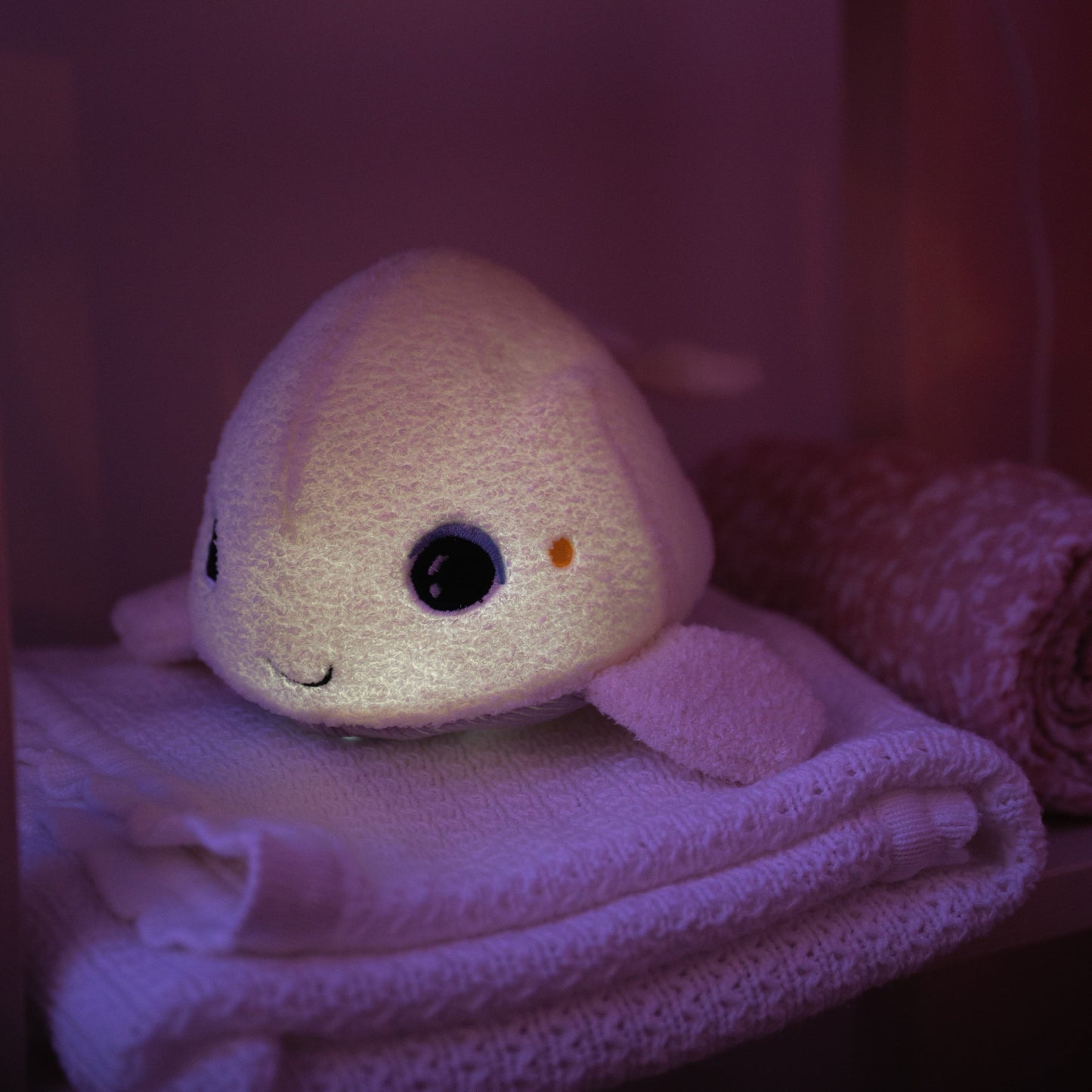 Pabobo Sound Soother - Beluga Whale