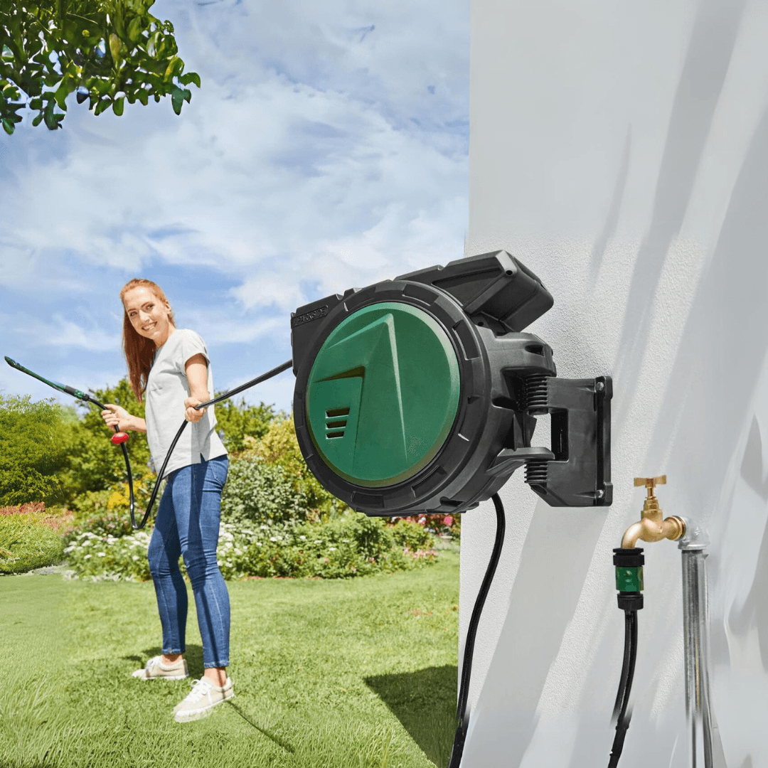 PARKSIDE GARDEN HOSE BOX WITH WALL MOUNT