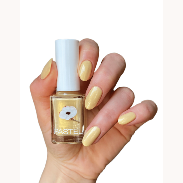Pastel nail polish - 411