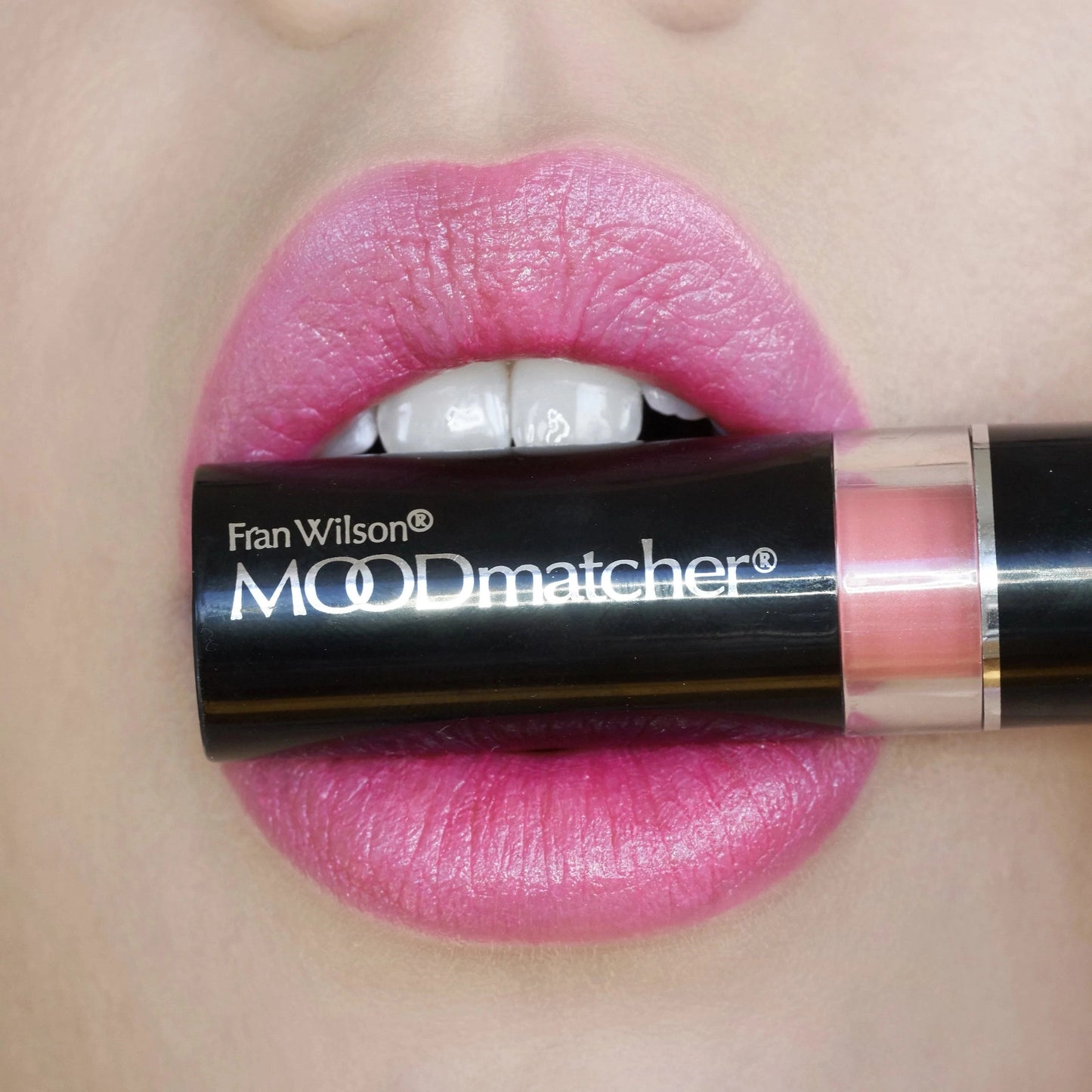 MoodMatcher Color Changing Lipstick Pink To Natural Pink