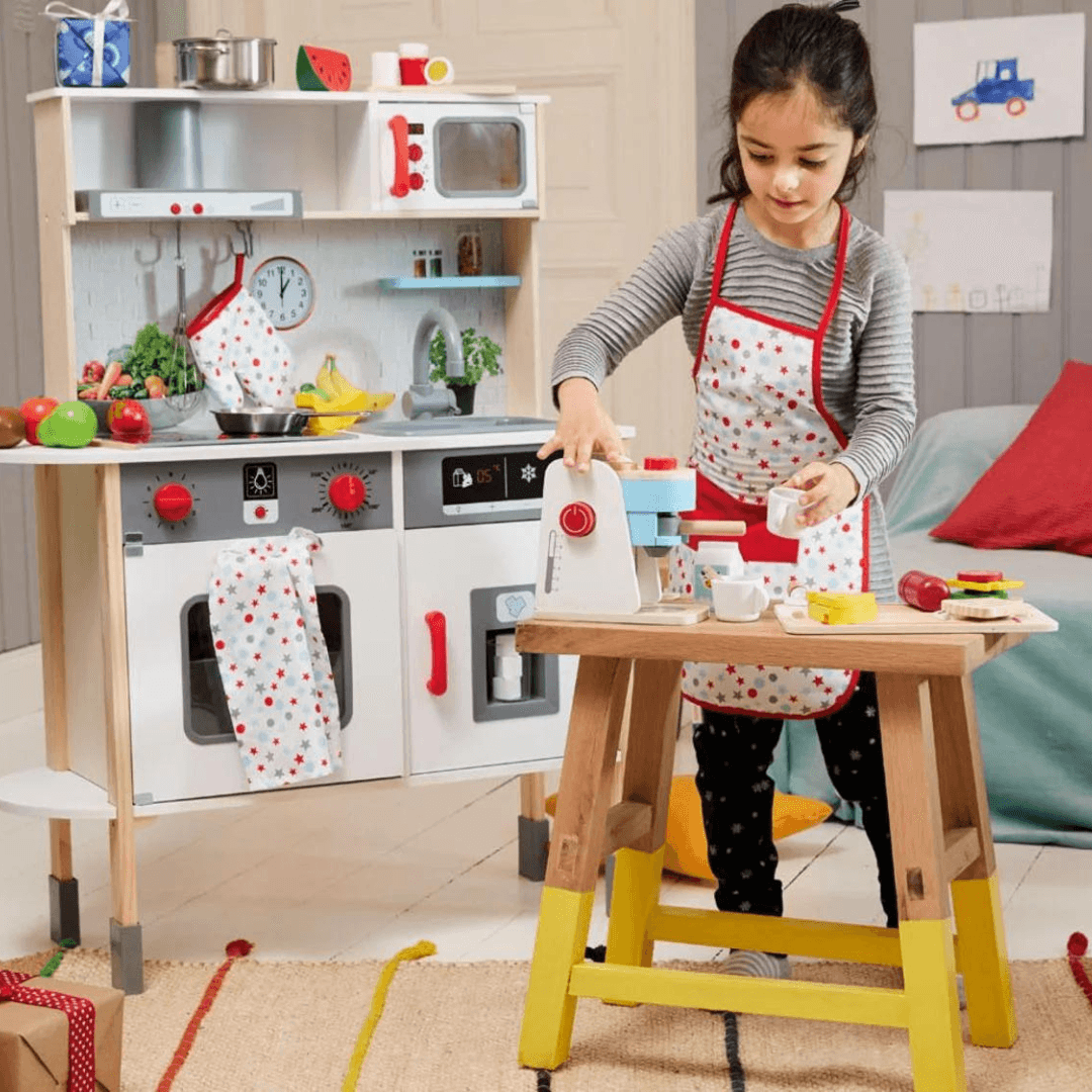 Gemini said Playtive Wooden Food Processor With Sound Effect, 9 Pieces