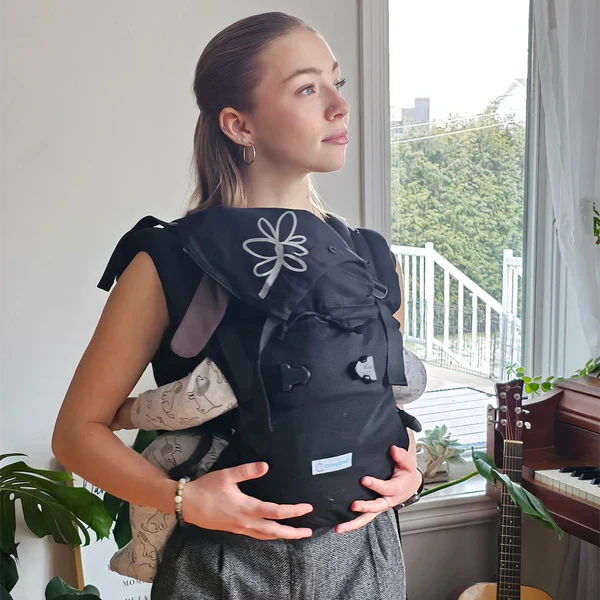 BBLUV - Chimparoo  Pöopngo Baby Carrier - Black