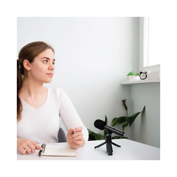 Green Lion GM-94X Wireless Microphone, 360° Omnidirectional, ANC Noise Reduction, Ultra-Low Latency, Magnetic Clip-on, 20m Wireless Range, Universal USB-C Handheld to Tabletop, Desktop Mic Mode, 50db Ai Noise Reduction, 9 Hours Working, GNGM94XMICBK
