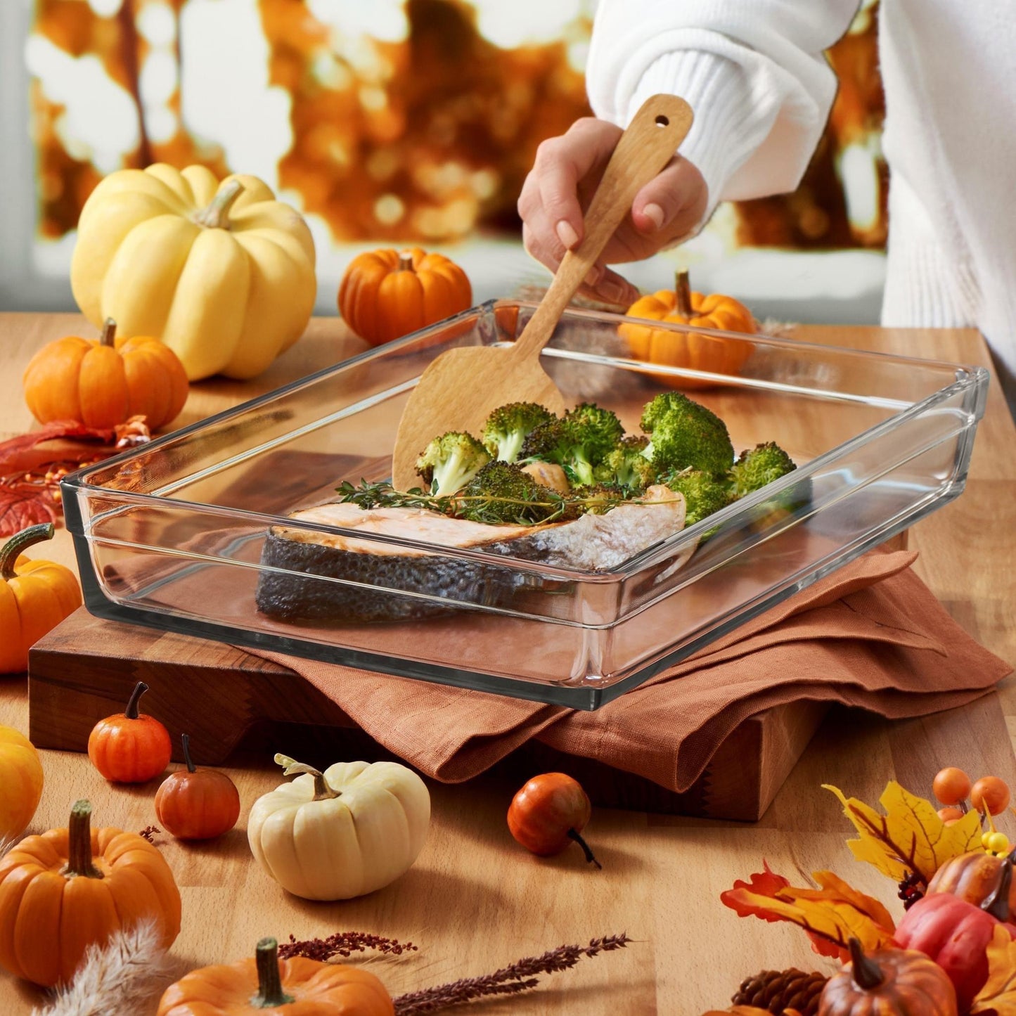 Premium Pyrex Rectangular Glass Casserole 36.7 × 25.7 × 6 CM
