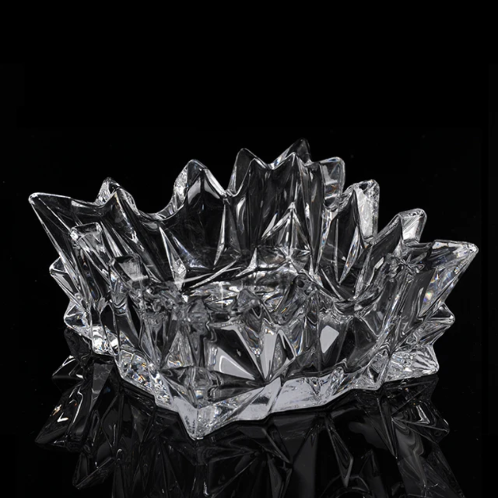GLASS ASHTRAY  X473
