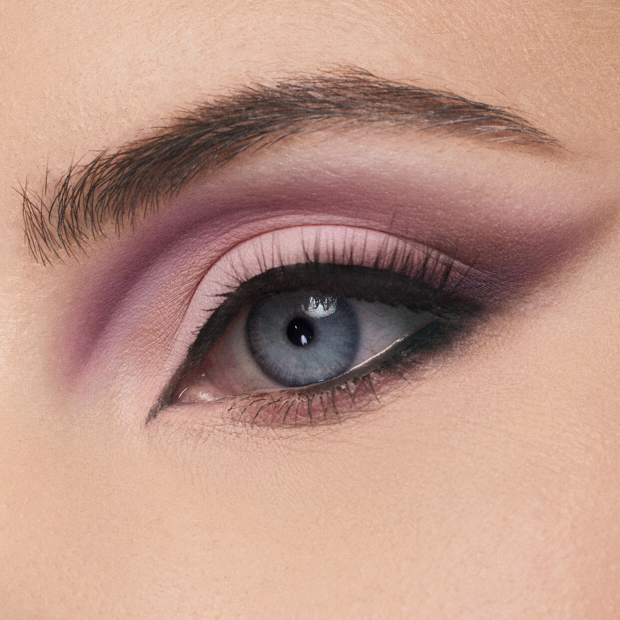 Huda Beauty Matte Obsessions Eyeshadow Palette