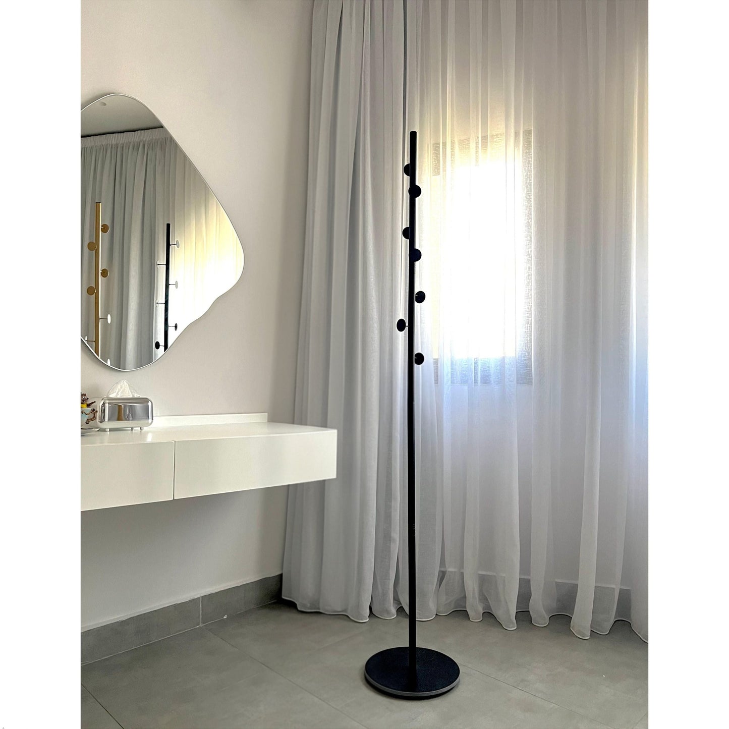 Black Metal Coat rack