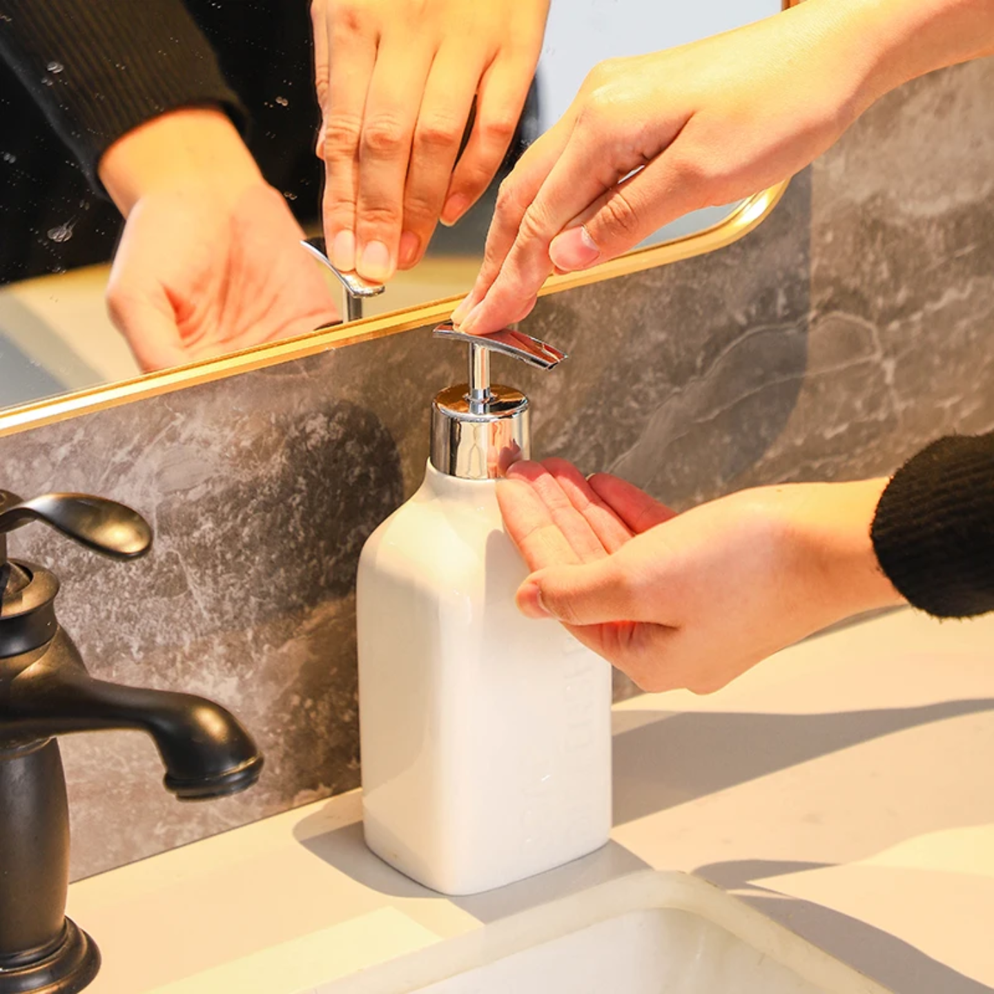 CERAMIC SOAP DISPENSER SET OF 5 PCS WHITE