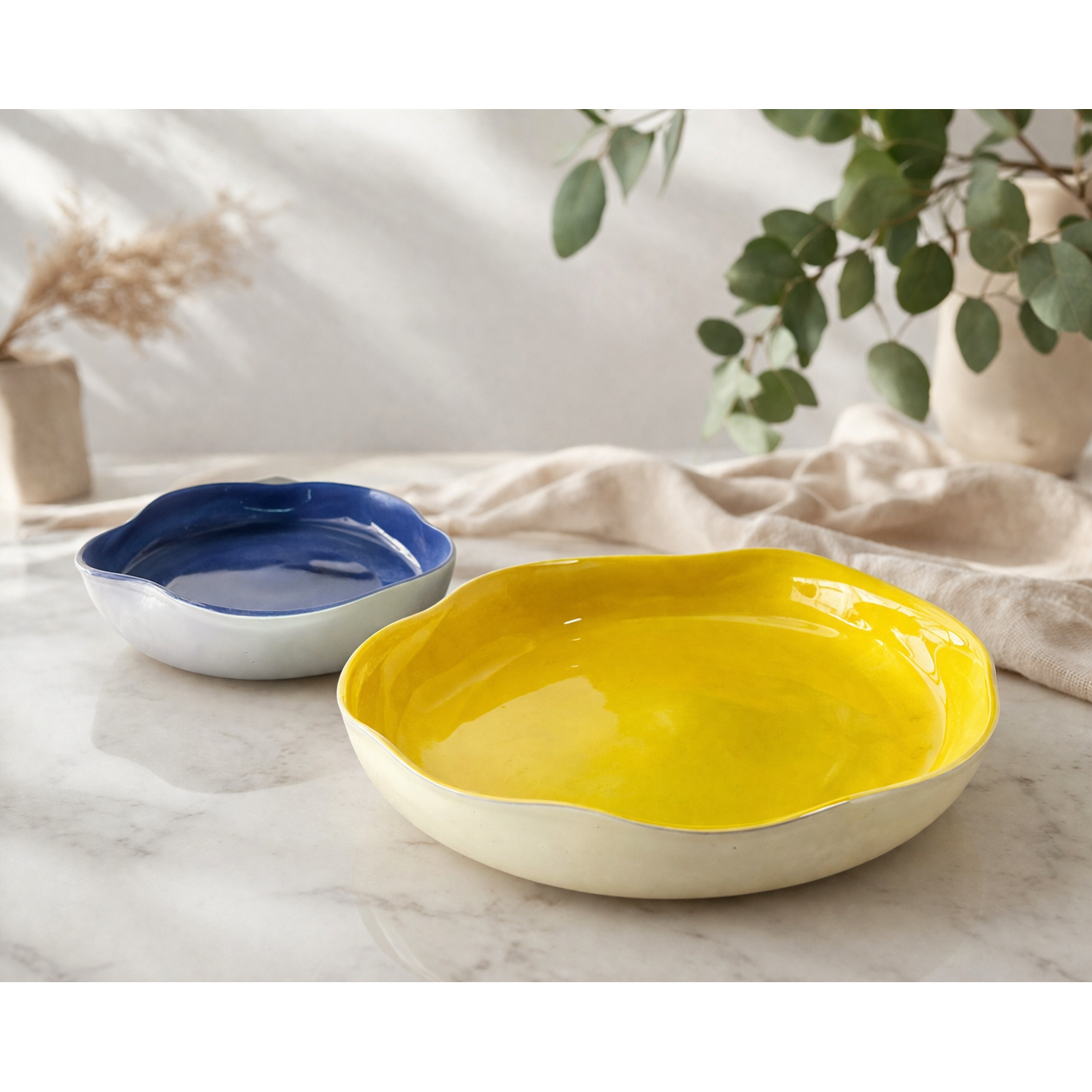 GLASS SERVING TRAY