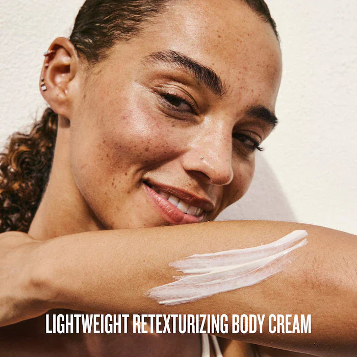 Sol de Janeiro 
Bom Dia Bright™ Visibly Brightening and Smoothing Body Cream with Vitamin C Size: 240 ml