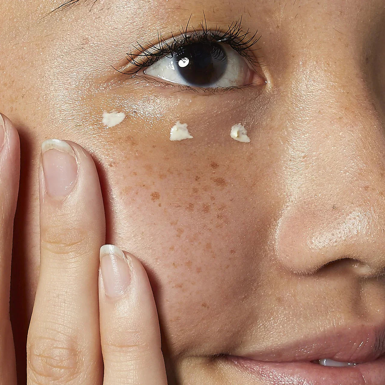 Kiehl's - Creamy Eye Treatment with Avocado - Medaid International