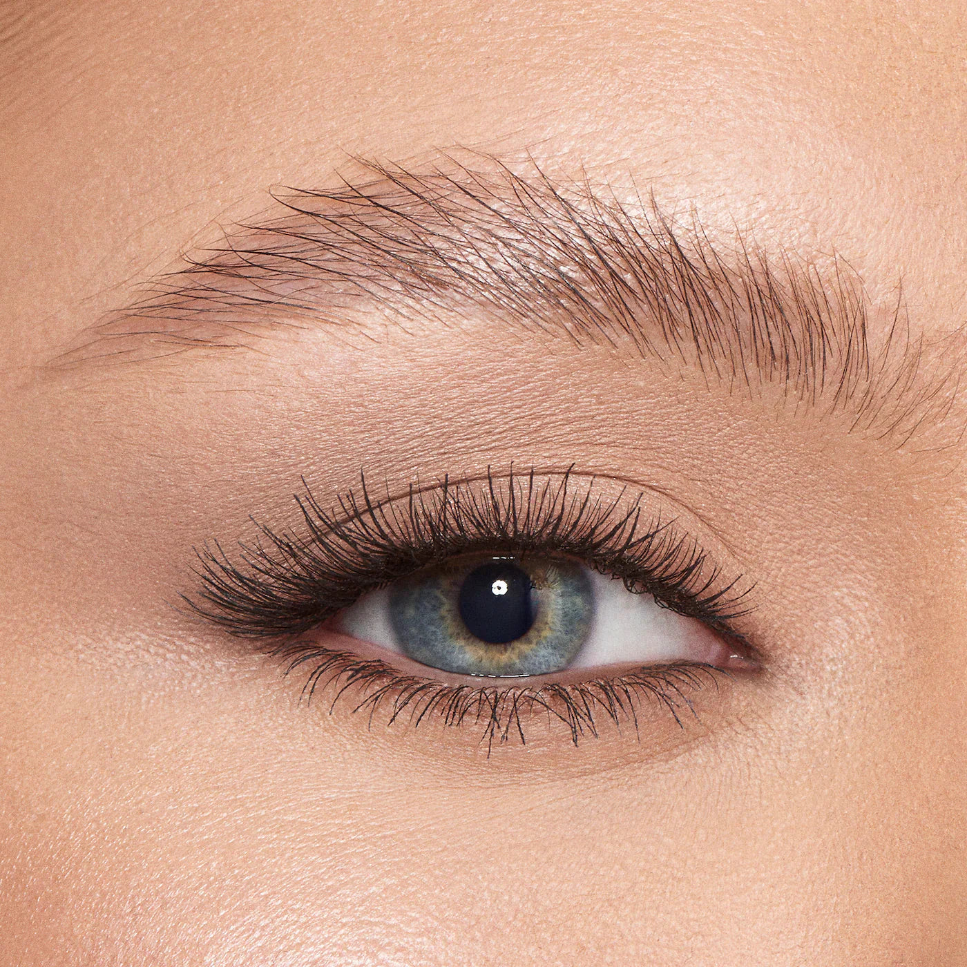 Charlotte Tilbury - Brow Fix Clear Eyebrow Gel | 6 g - Medaid International