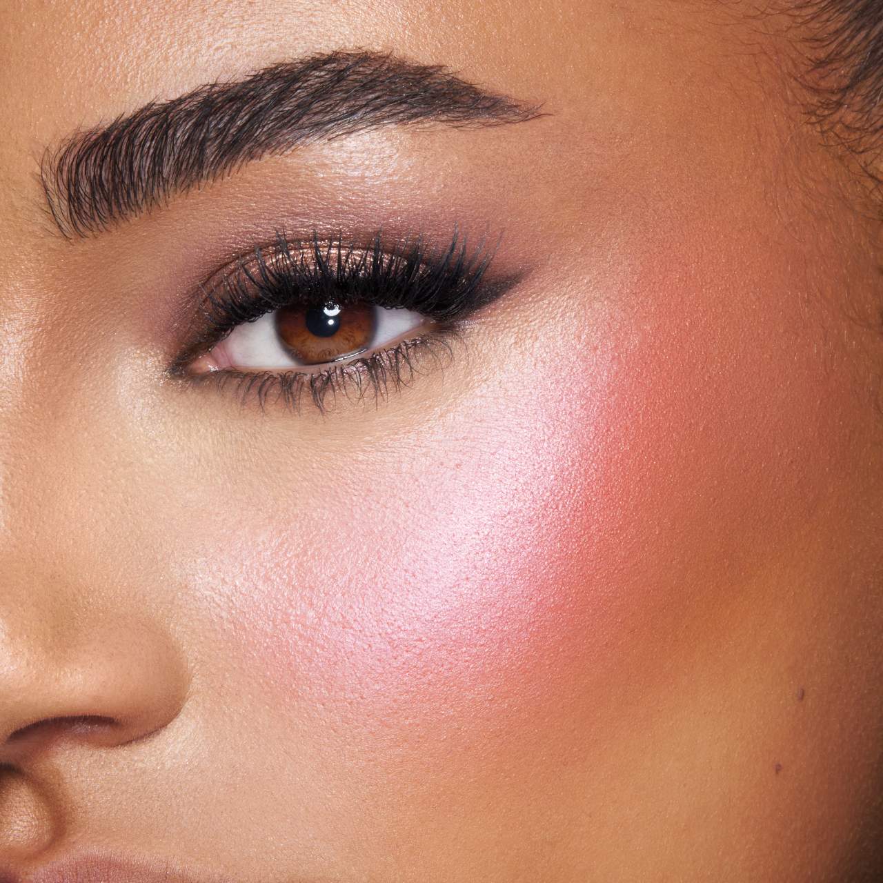 Charlotte Tilbury - Mini Hollywood Blush & Glow Palette | Fair Medium - Medaid International