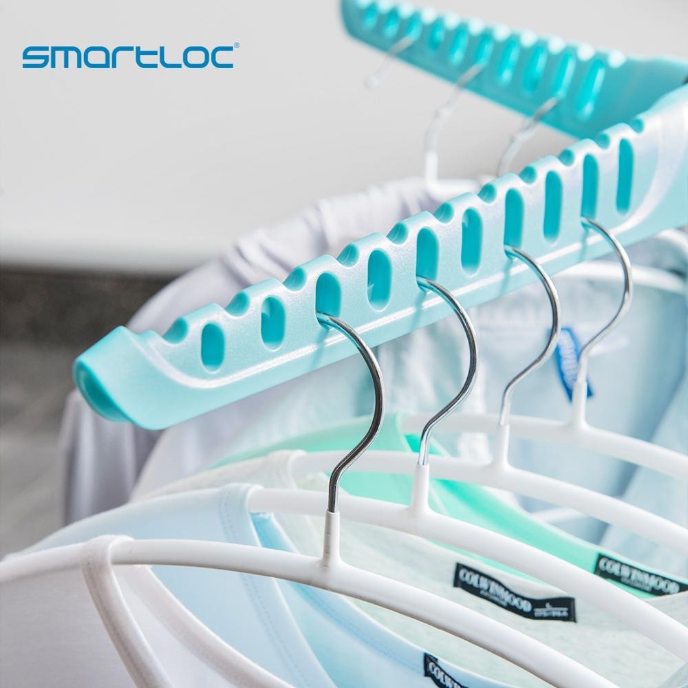 Portable Clothes Rack ( Foldable )