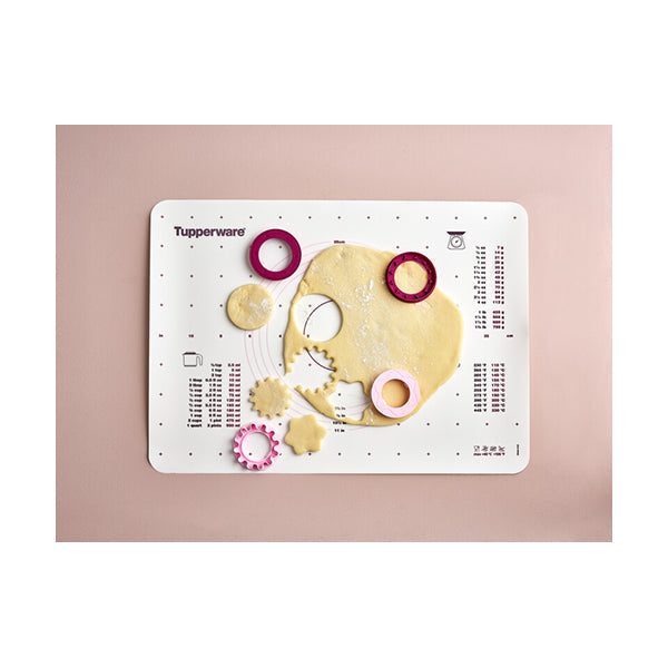 Tupperware, Adjusters & Cookie Cutters - 262144