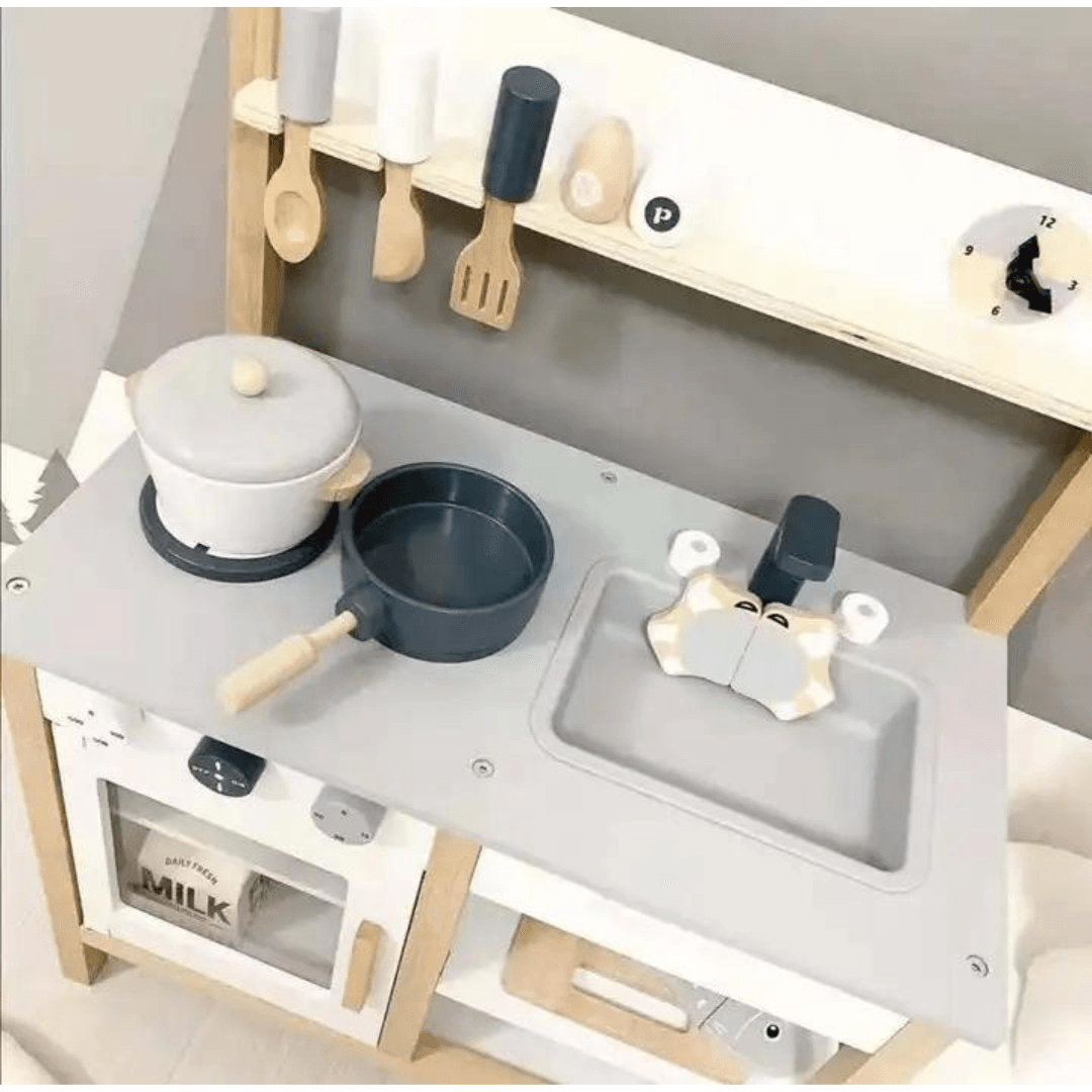 Wooden kitchen Toy Set For 3-6-Year-Old Boys And Girls